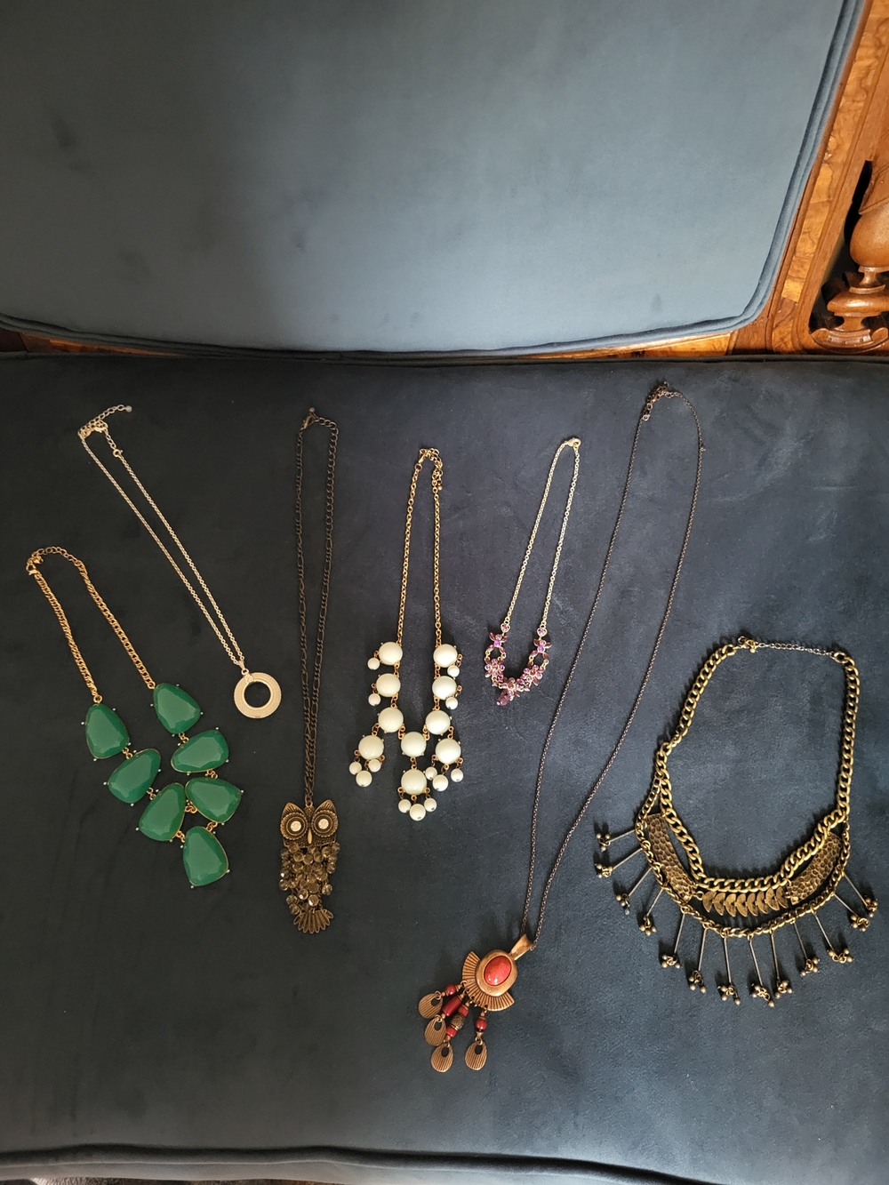 Women’s Mixed Necklace Set – Green, Gold, White, Pink Accents